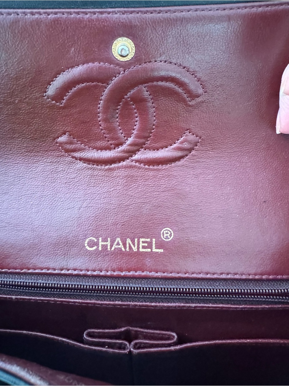 CHANEL Black Quilted Leather Shoulder Bag with Gold Hardware - Picture 10 of 15